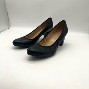 Naturalizer Comfort Naomi Women's
Pump Heels Black Vegan Leather
Shoes Size 8